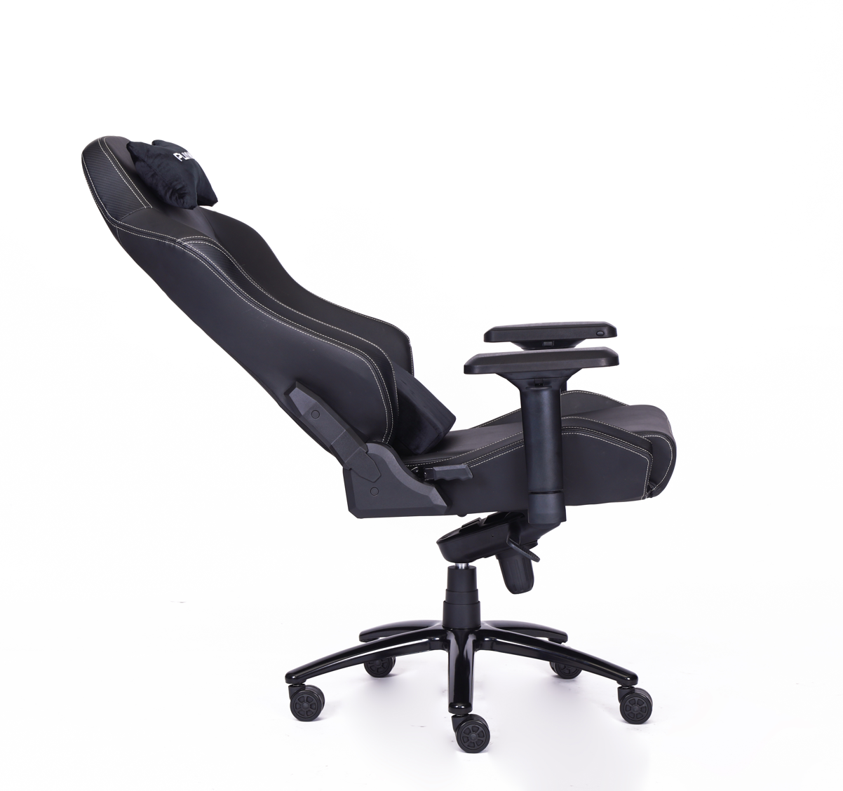 PRO GAMING CHAIR