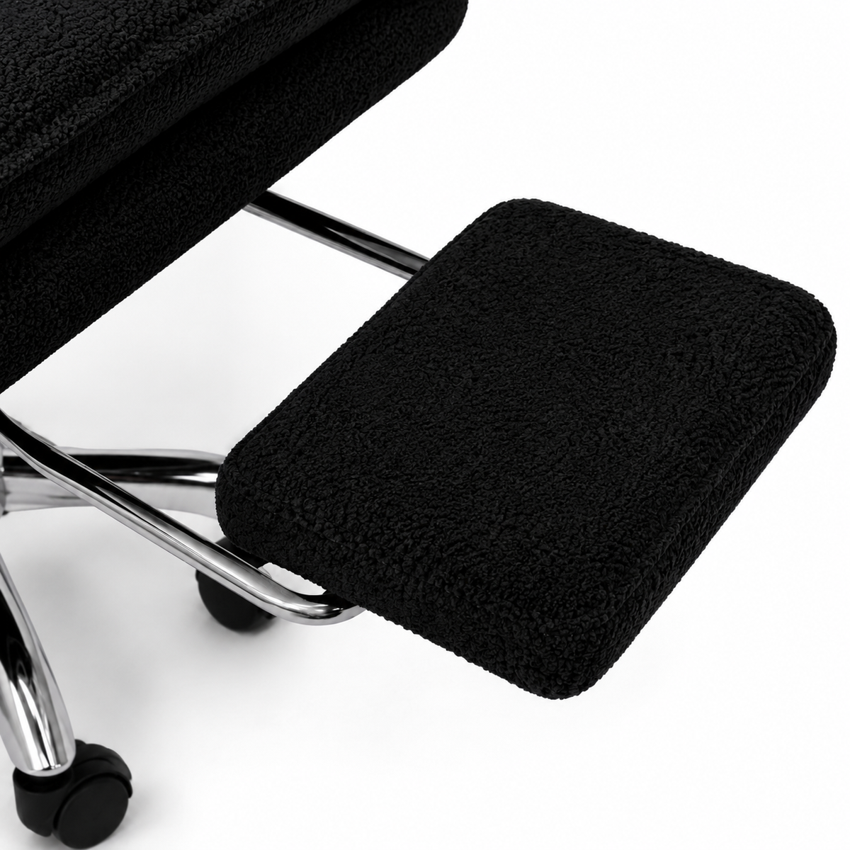 Playmax Studio Cloud Gaming Chair Cross Leg Teddy Black